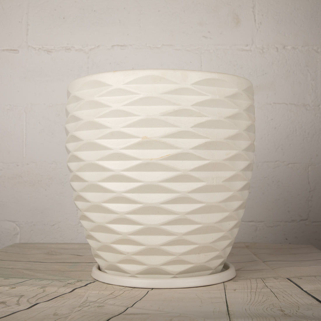 Diamond 40cm Plastic Pot